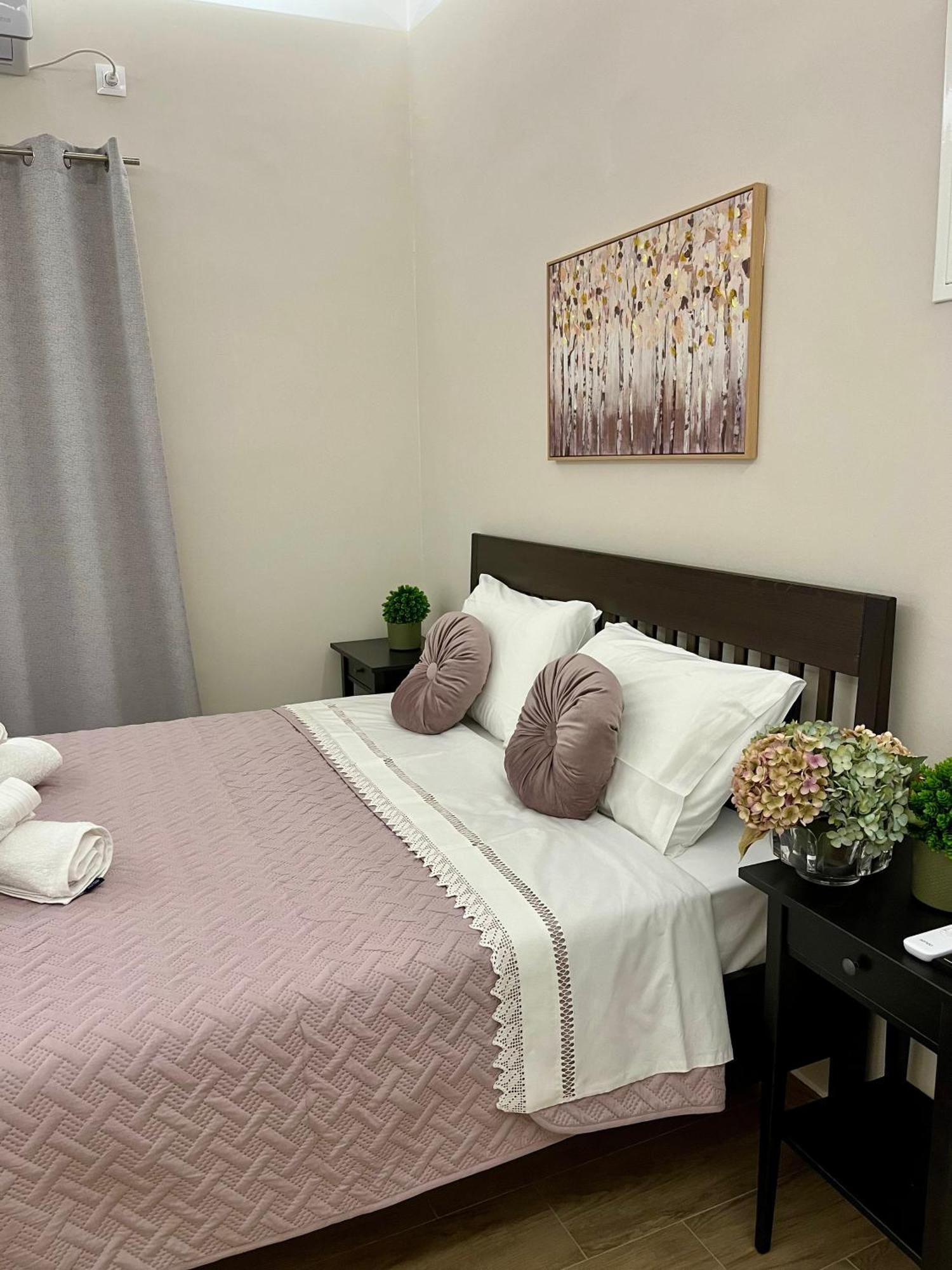 Emerald Luxury Apartments - Ath Airport Spáta Екстериор снимка