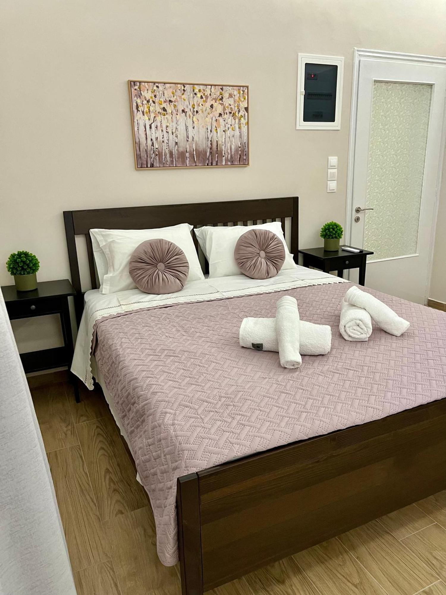 Emerald Luxury Apartments - Ath Airport Spáta Екстериор снимка