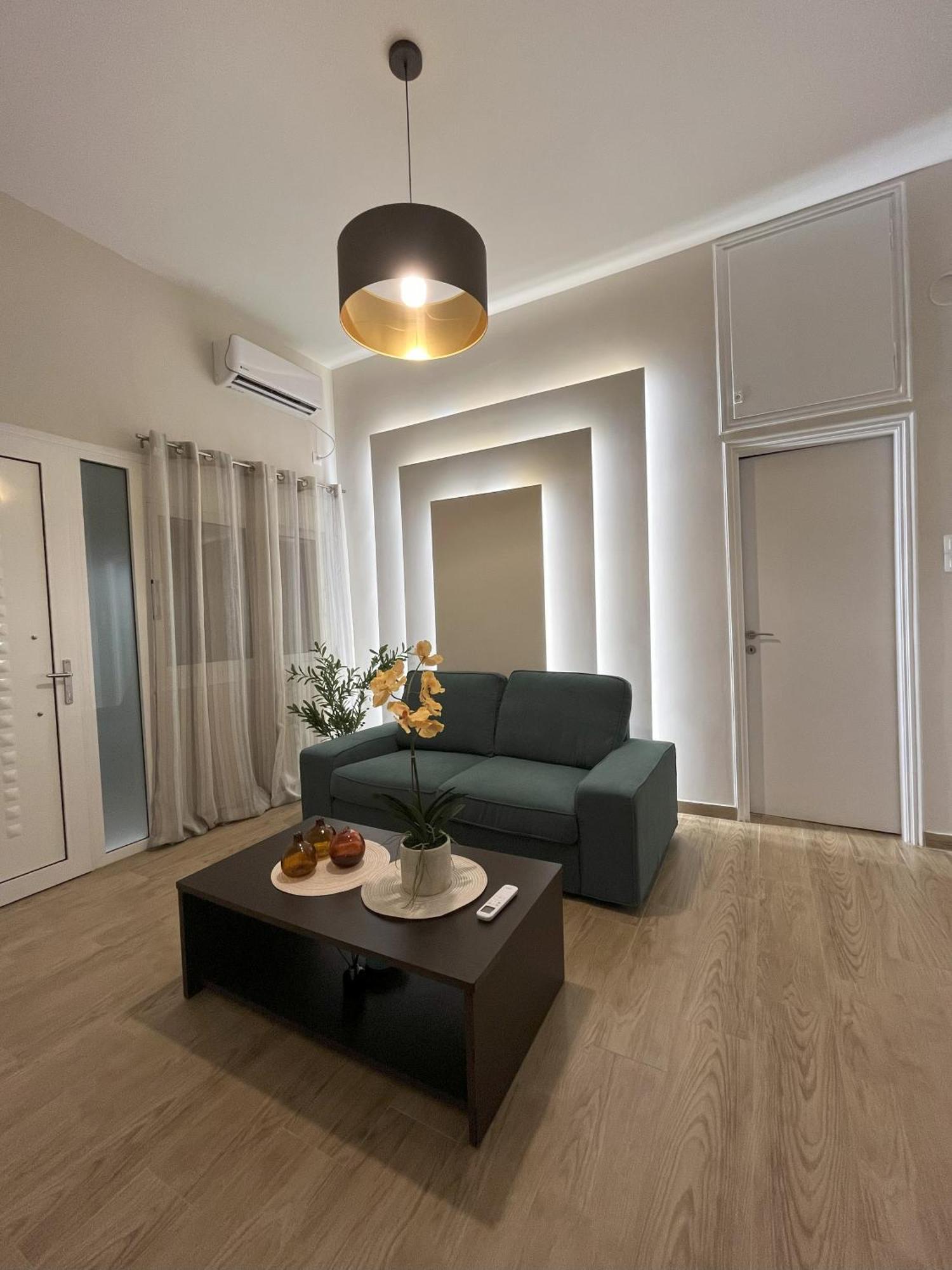 Emerald Luxury Apartments - Ath Airport Spáta Екстериор снимка
